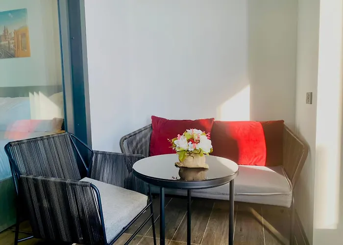 Edge Central Pattaya Vip Condo