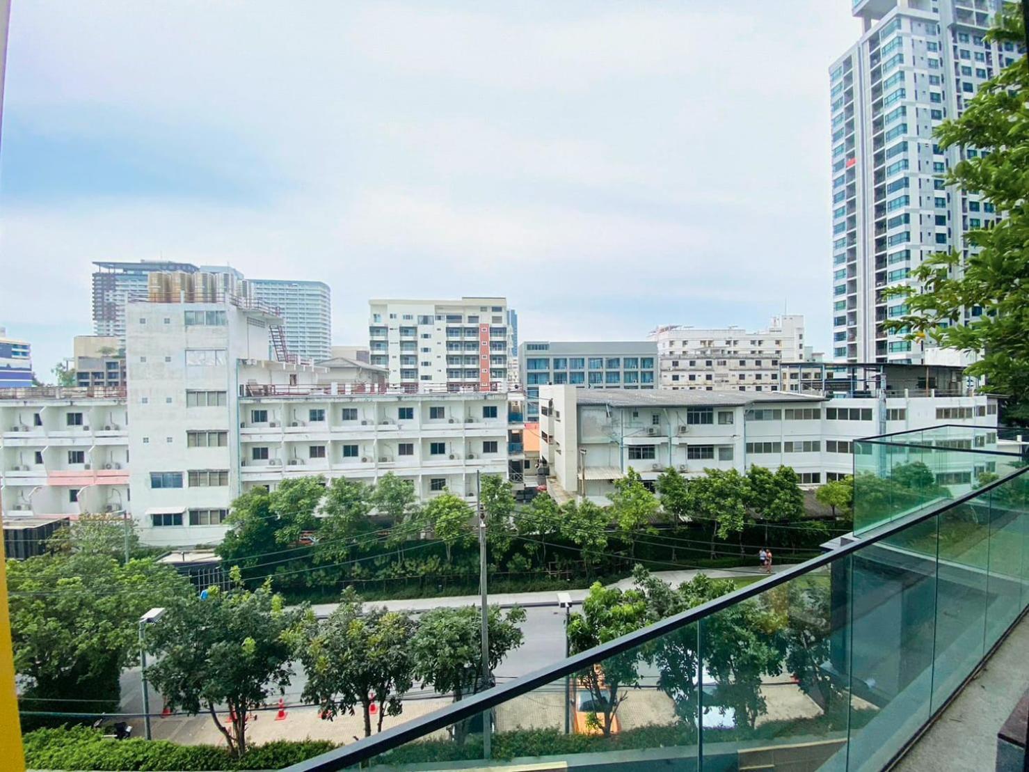 अपार्टमेंट Edge Vip Pattaya